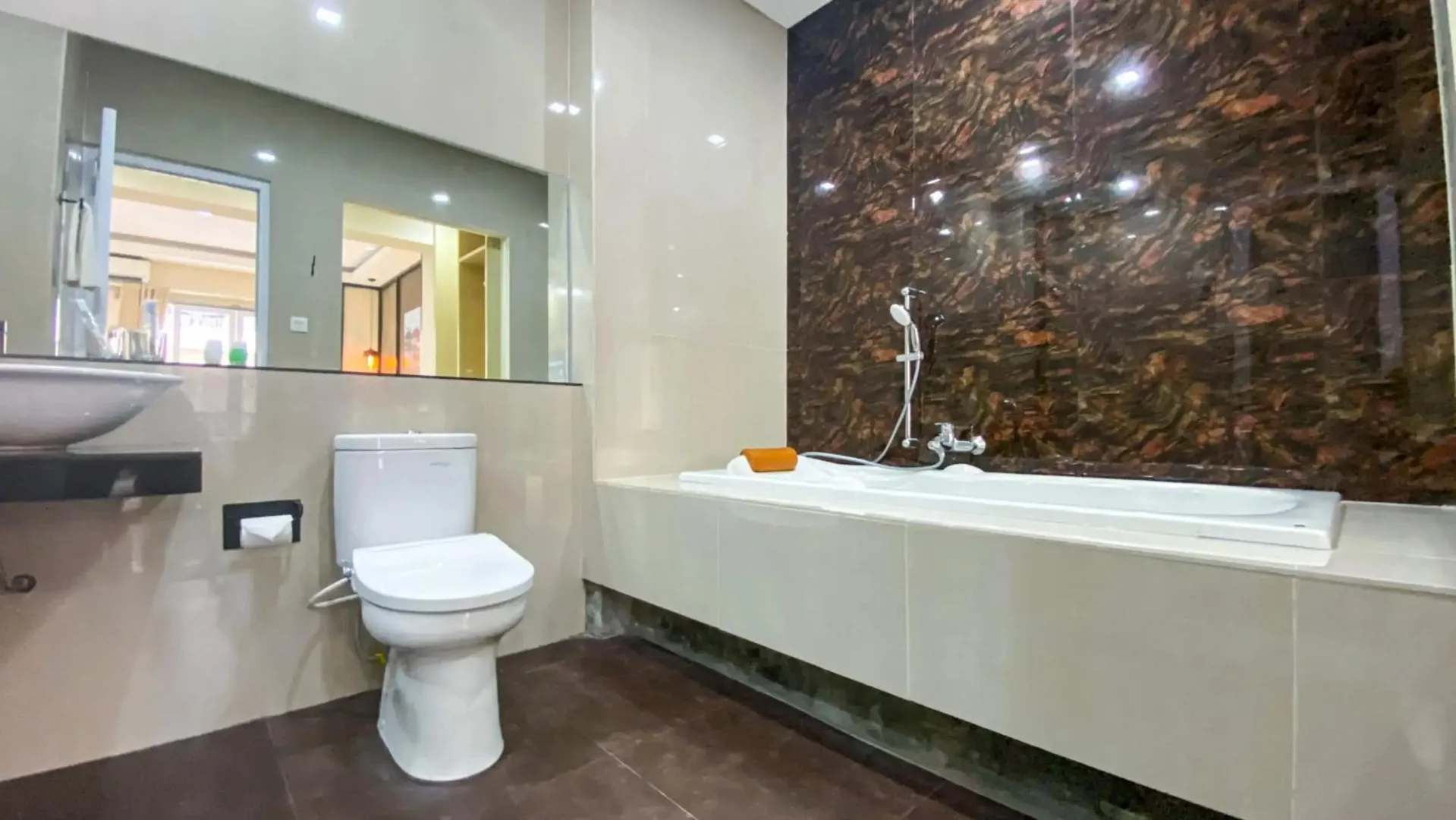 Hotel image 13