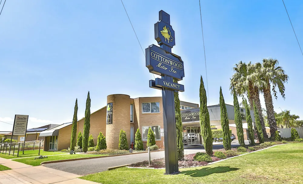 Hotel image 1