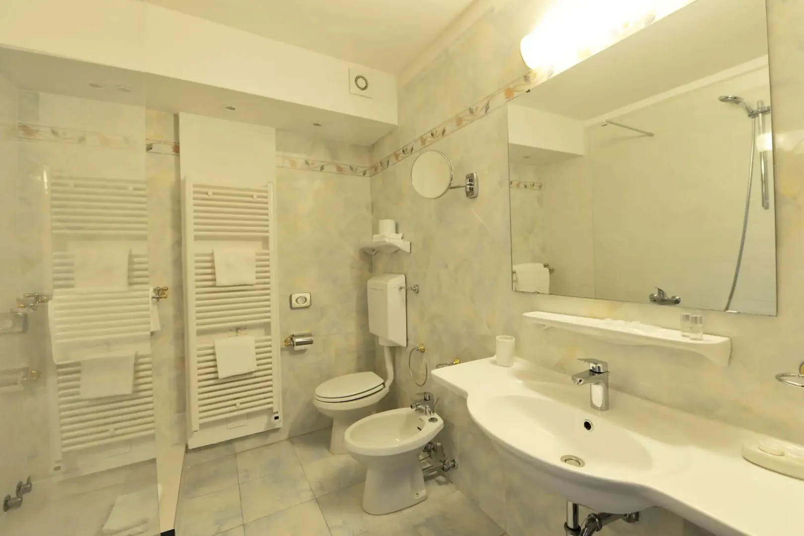 Hotel image 17
