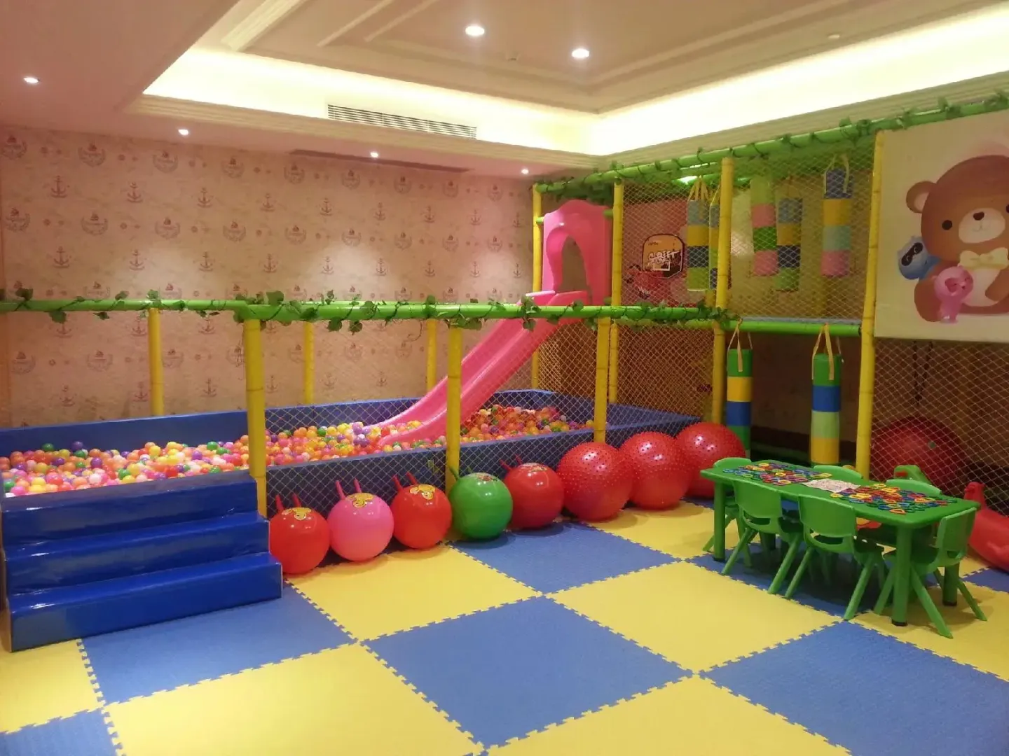 Hotel image 13