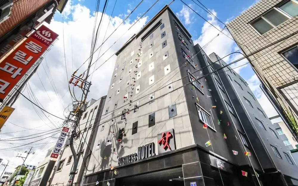 Hotel image 1