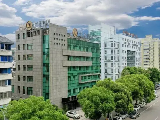 Hotel image 16