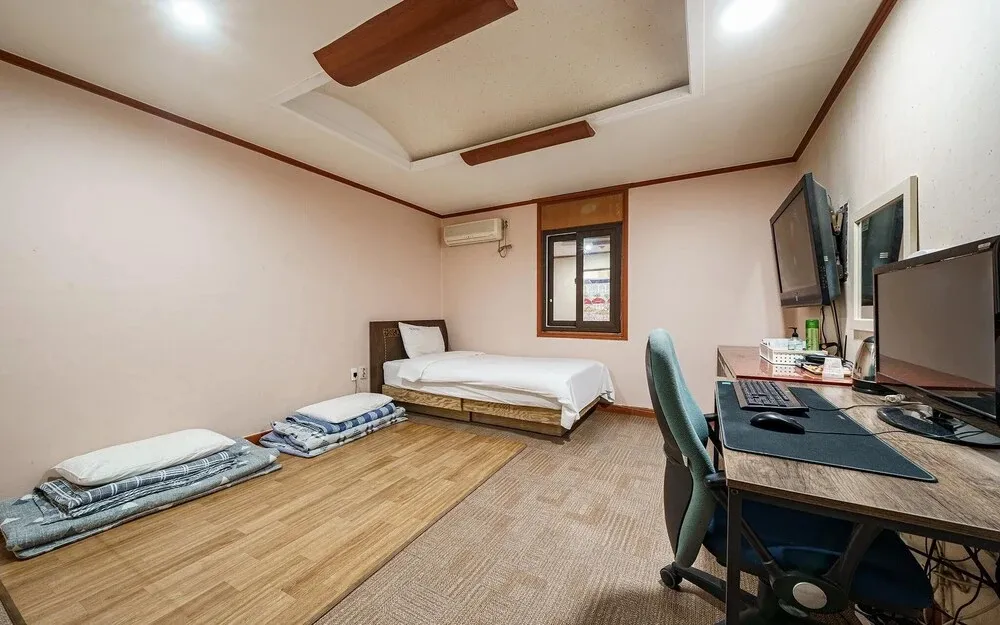 Hotel image 6