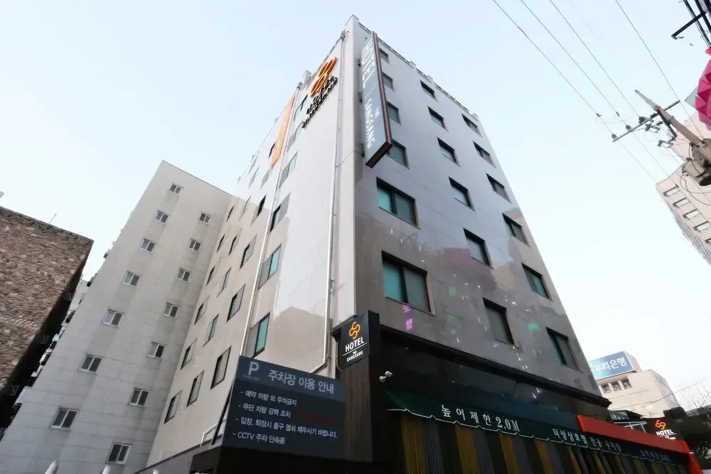 Hotel image 1