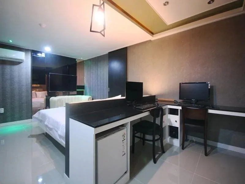 Hotel image 13