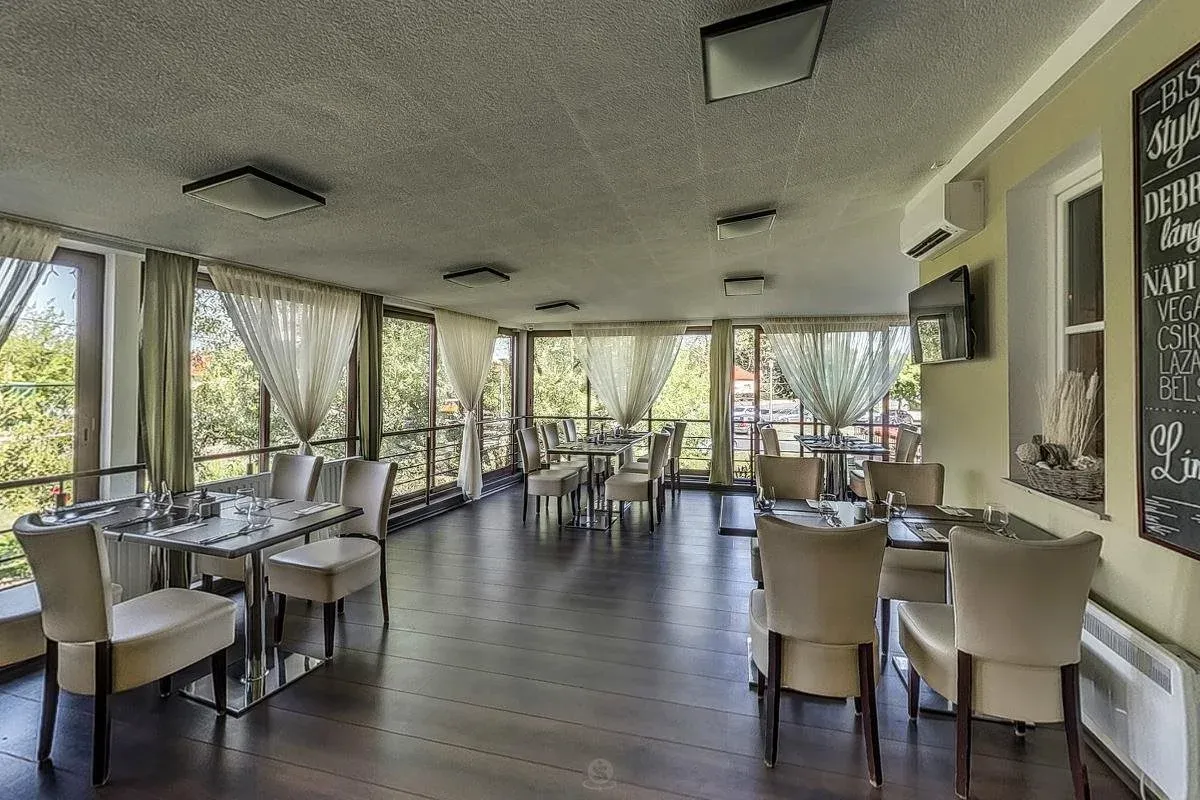 Hotel image 11