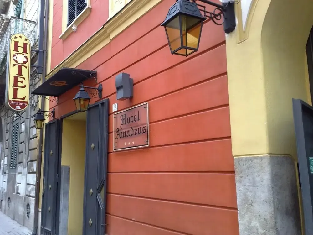 Hotel image 1