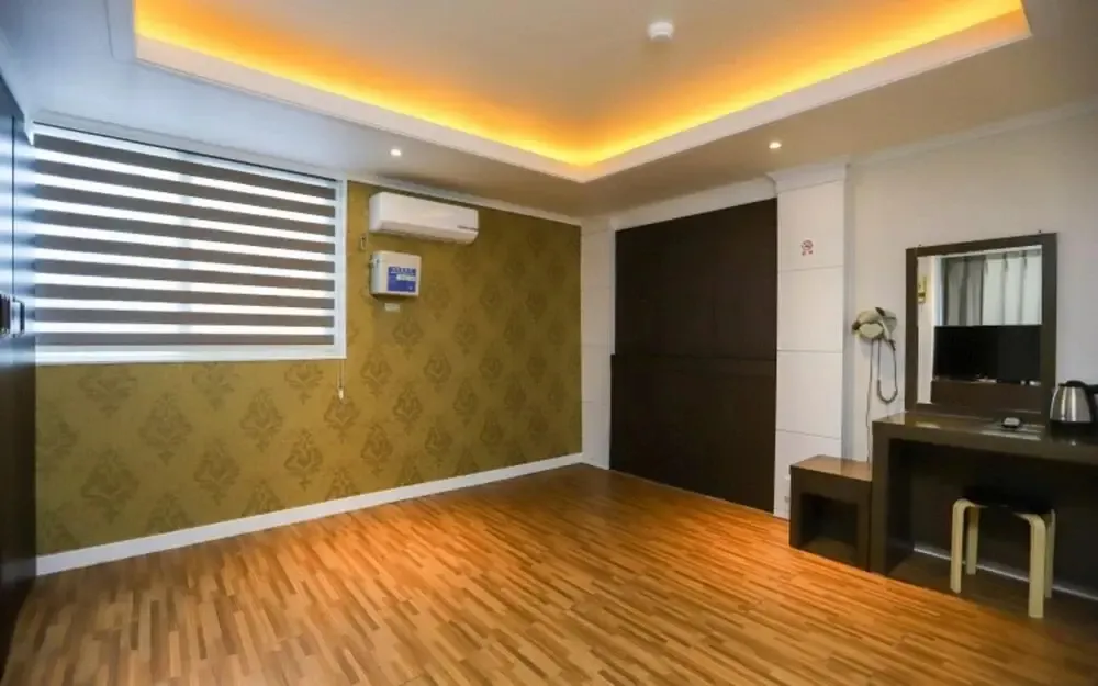 Hotel image 12