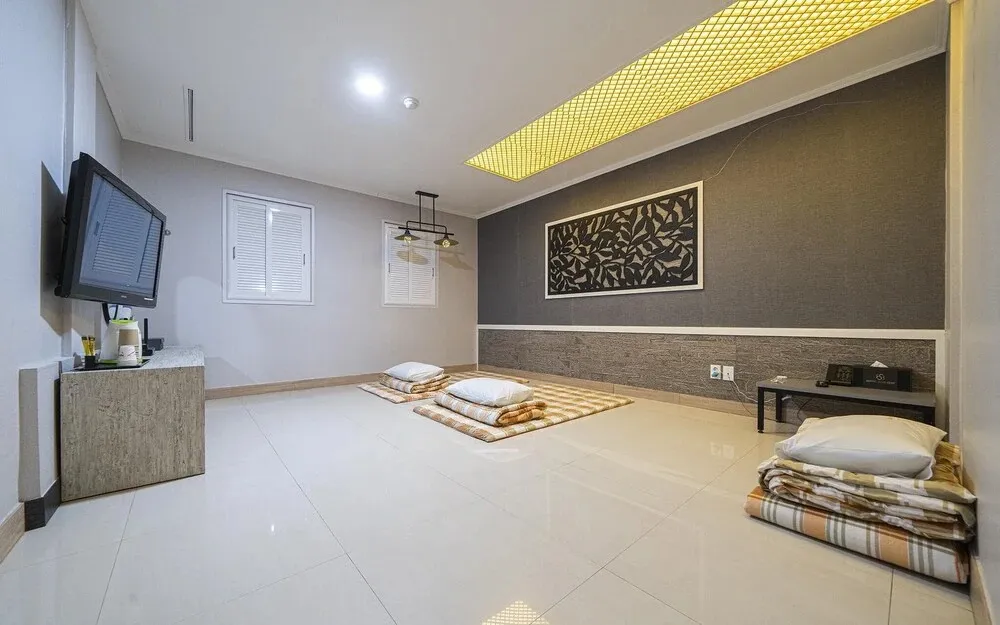 Hotel image 2