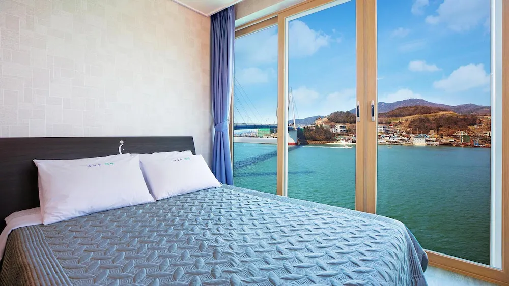 Hotel image 12