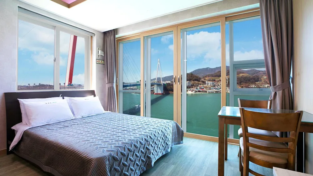 Hotel image 9