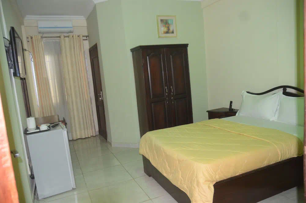 Hotel image 12