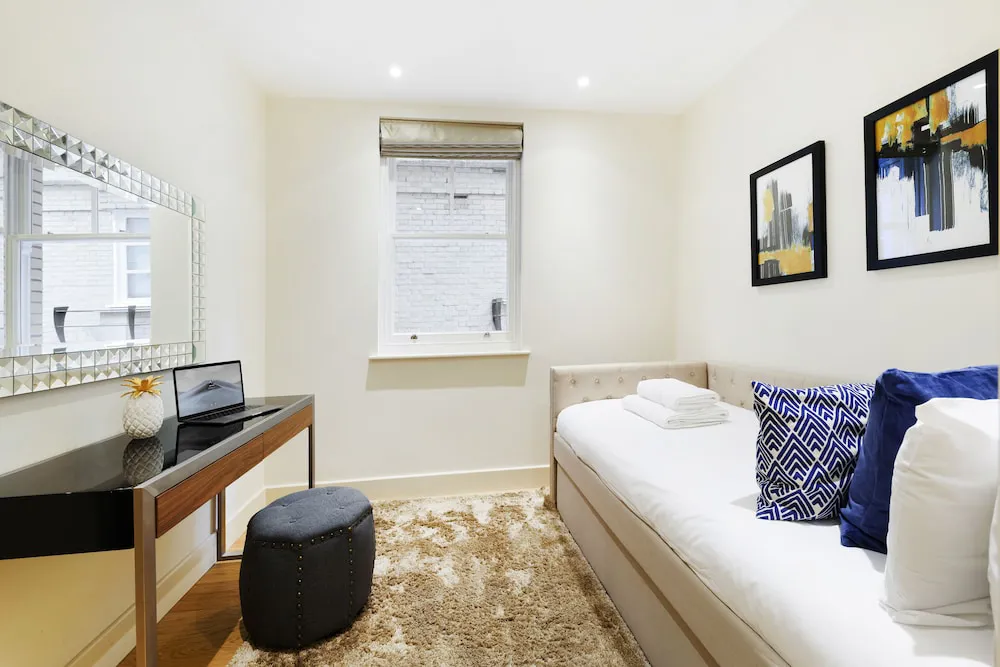 Hotel image 12