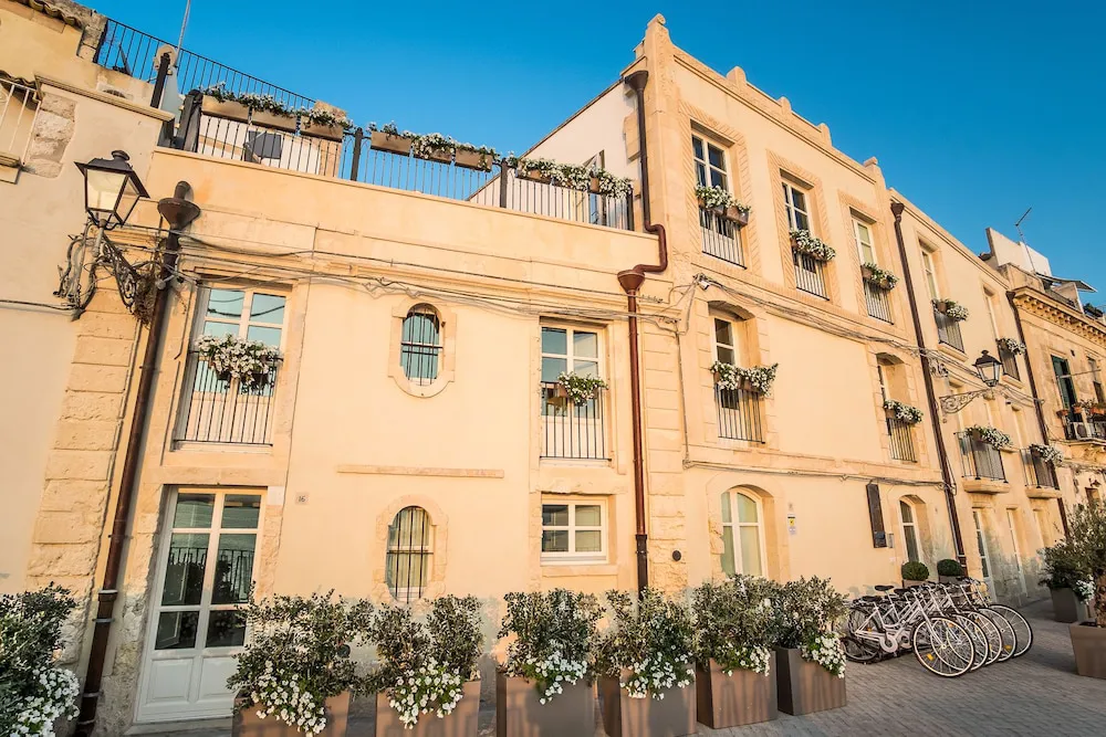 Hotel image 2