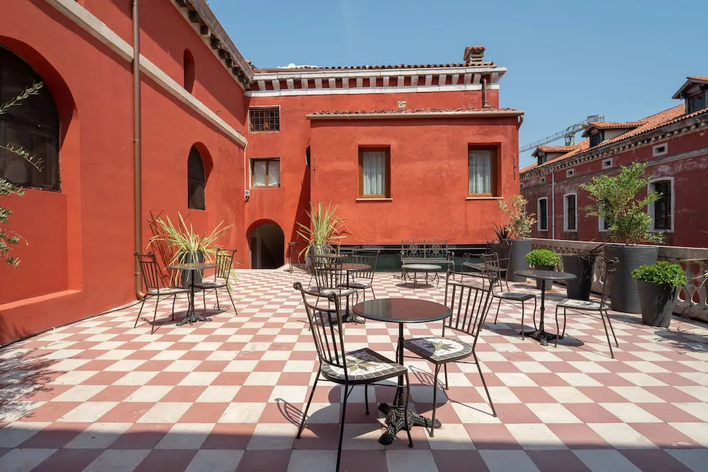 Hotel image 6