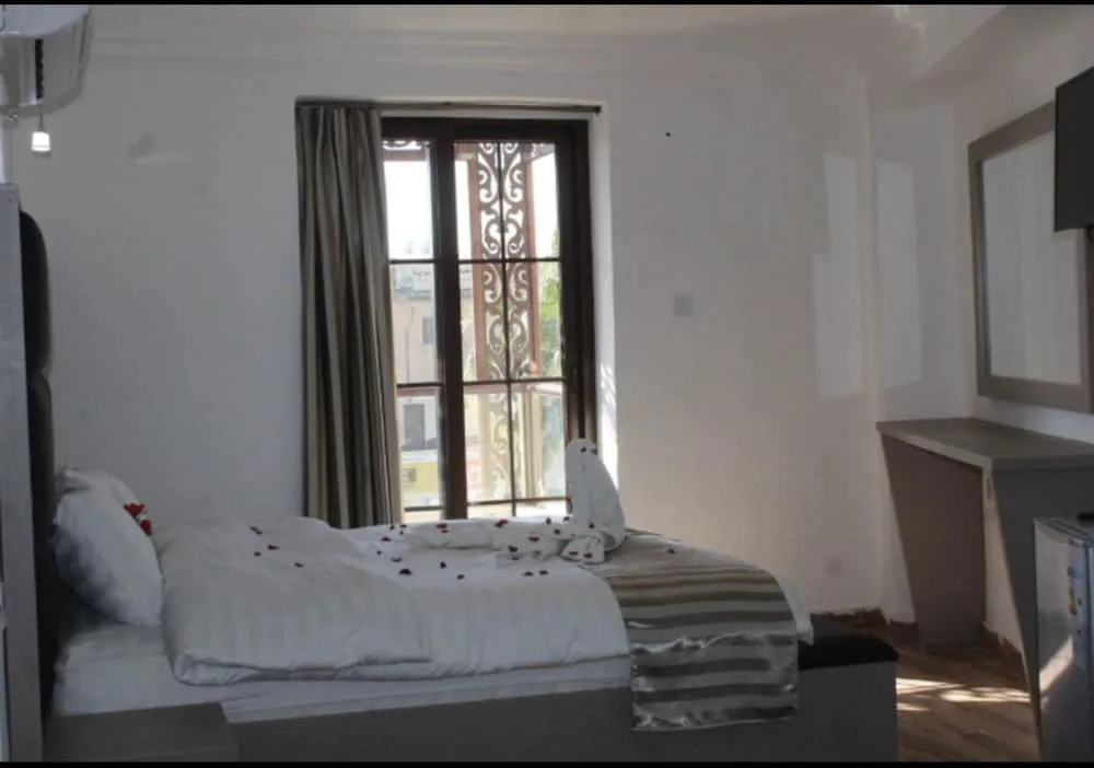 Hotel image 12