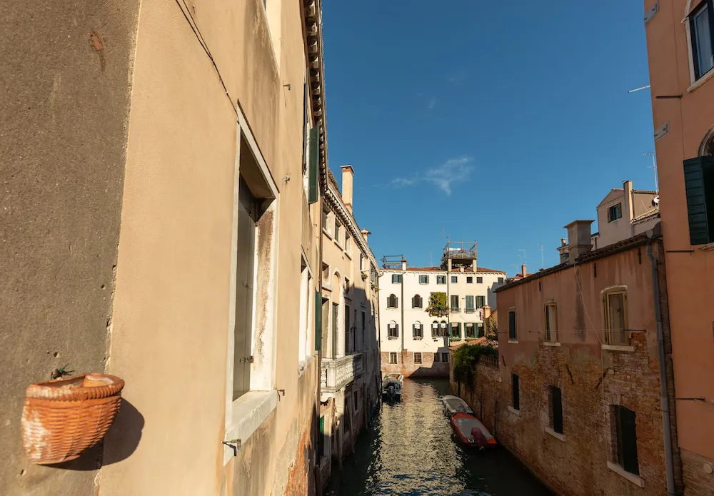 Hotel image 12