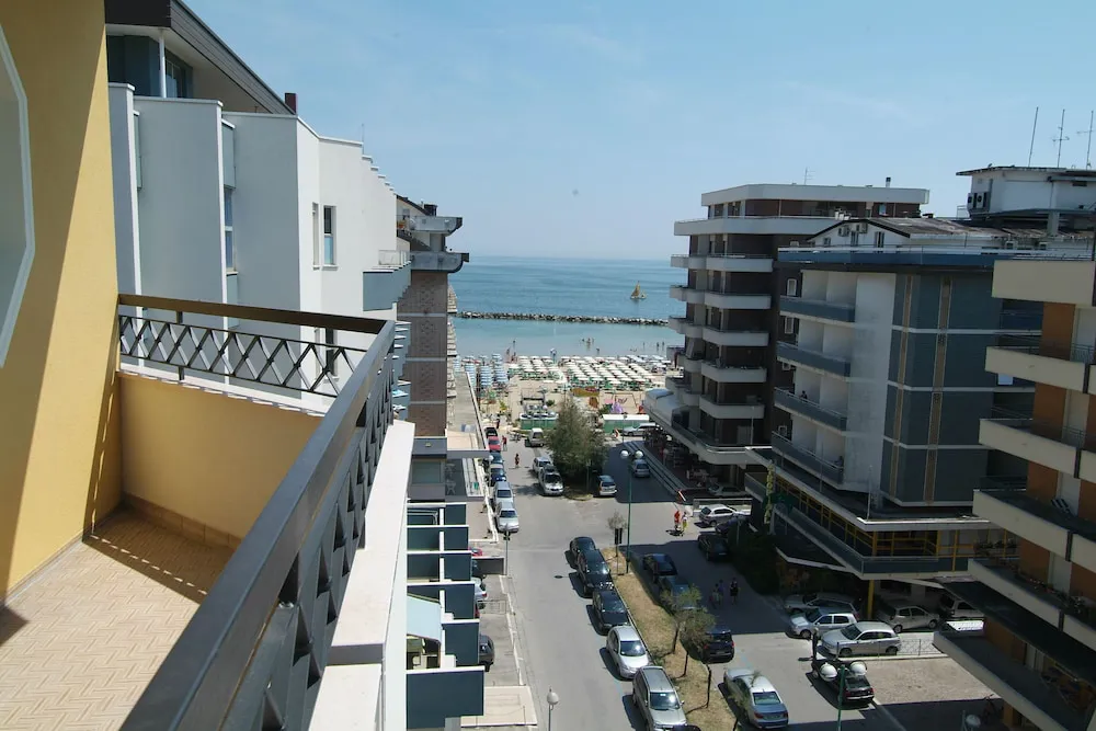 Hotel image 13