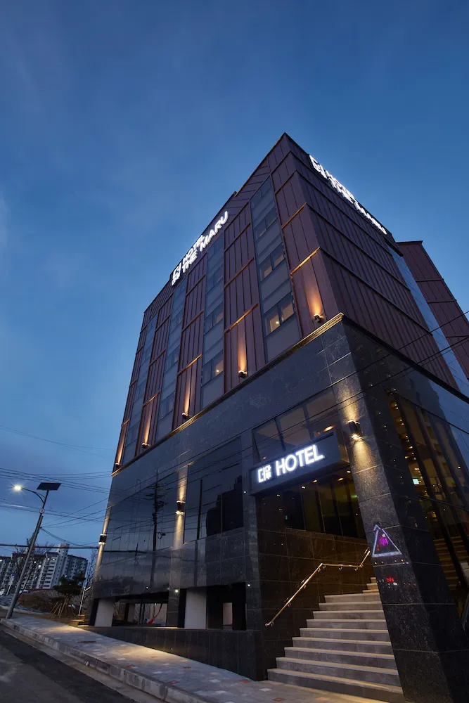 Hotel image 1