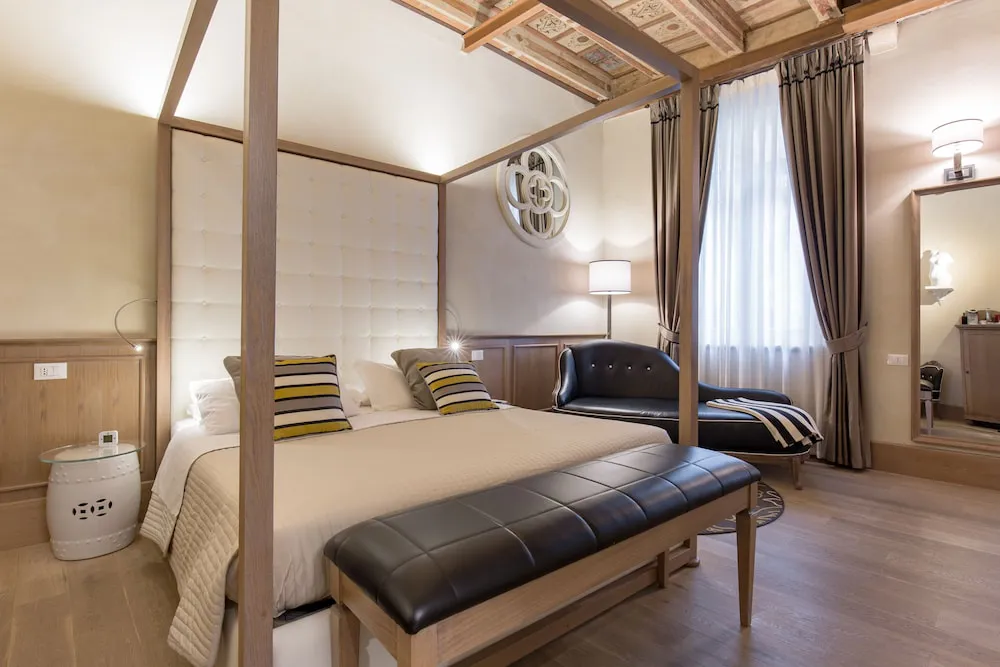 Hotel image 13
