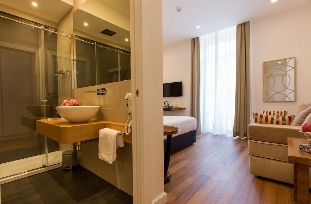 Hotel image 12