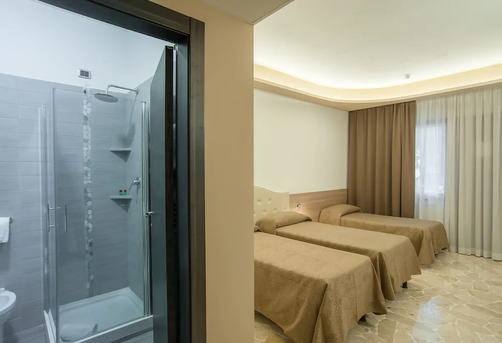 Hotel image 12