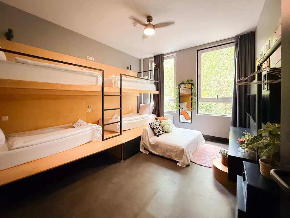 Hotel image 12
