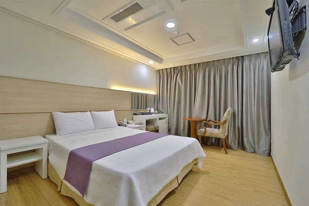 Hotel image 13