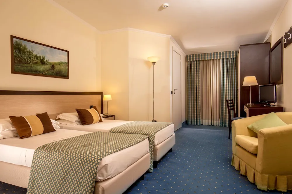 Hotel image 12