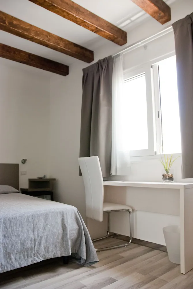Hotel image 12