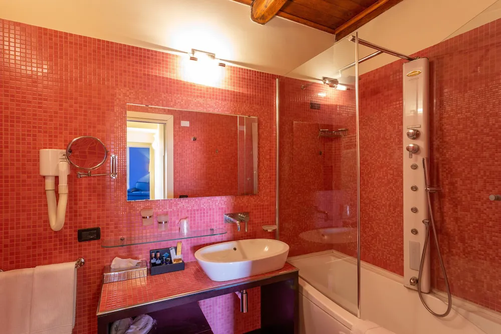 Hotel image 16