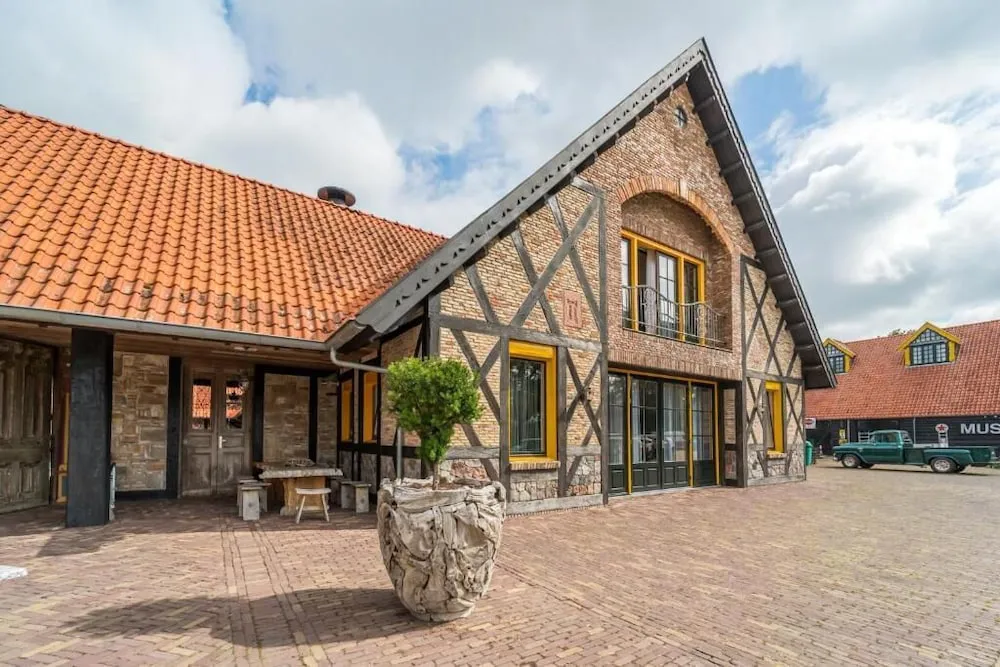 Hotel image 2