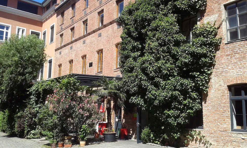 Hotel image 1
