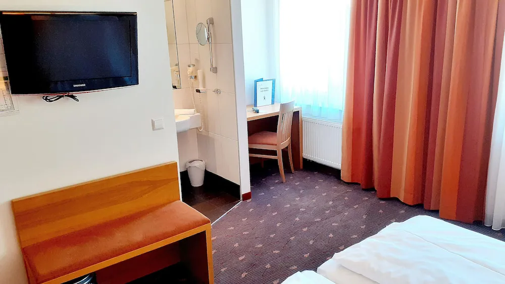 Hotel image 12