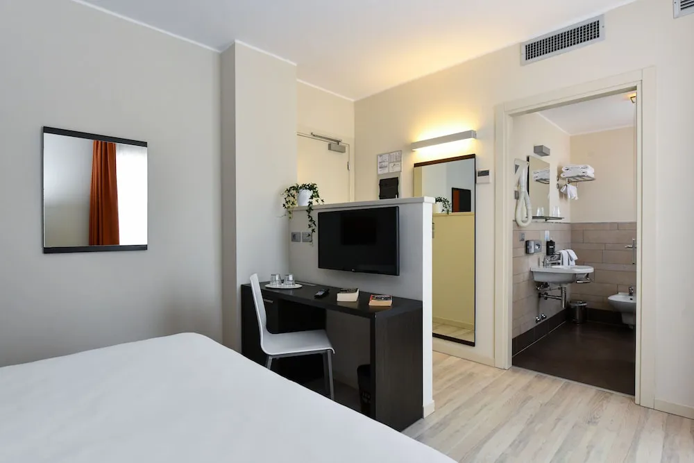 Hotel image 13