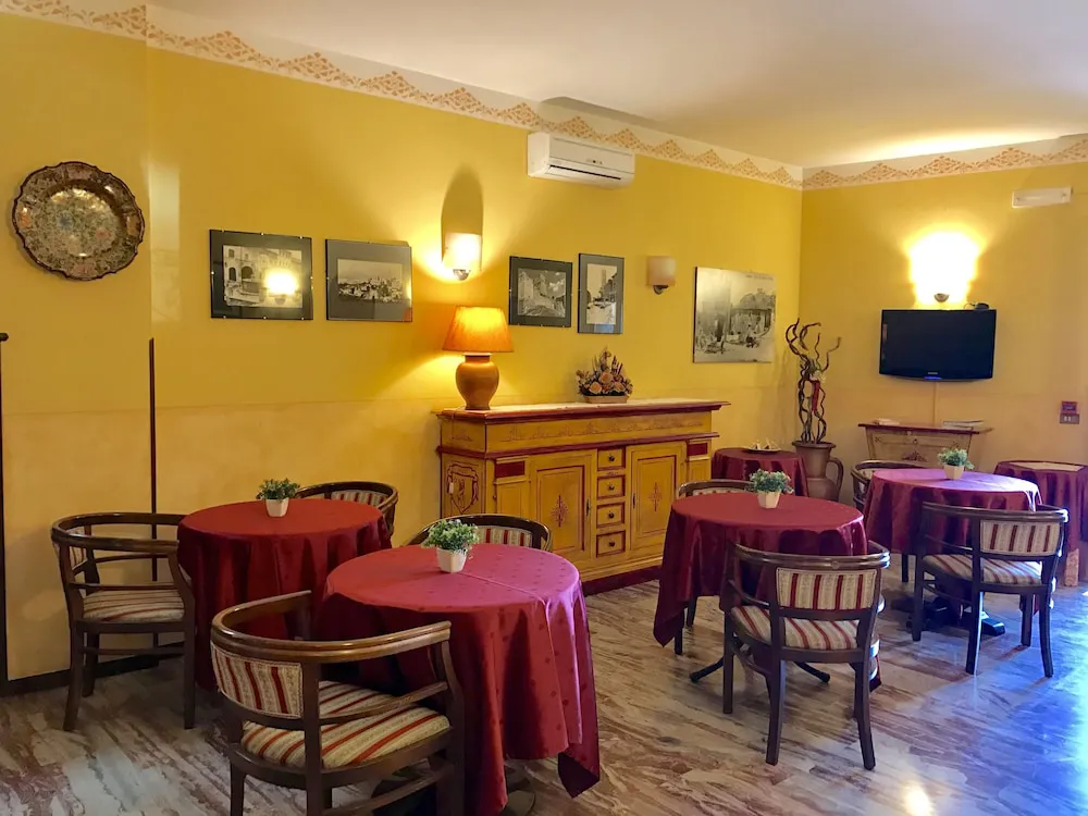 Hotel image 10