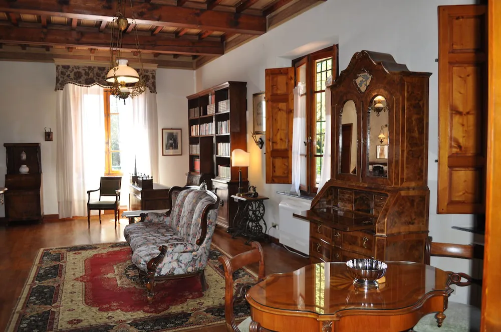 Hotel image 12
