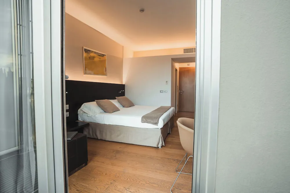 Hotel image 12