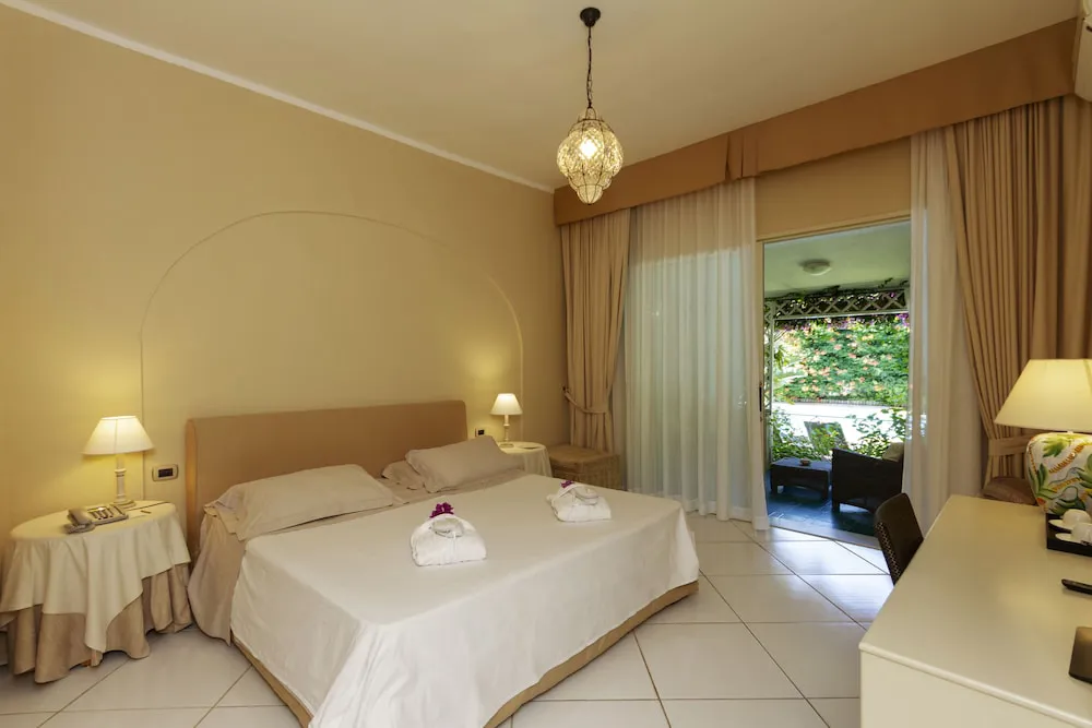 Hotel image 13