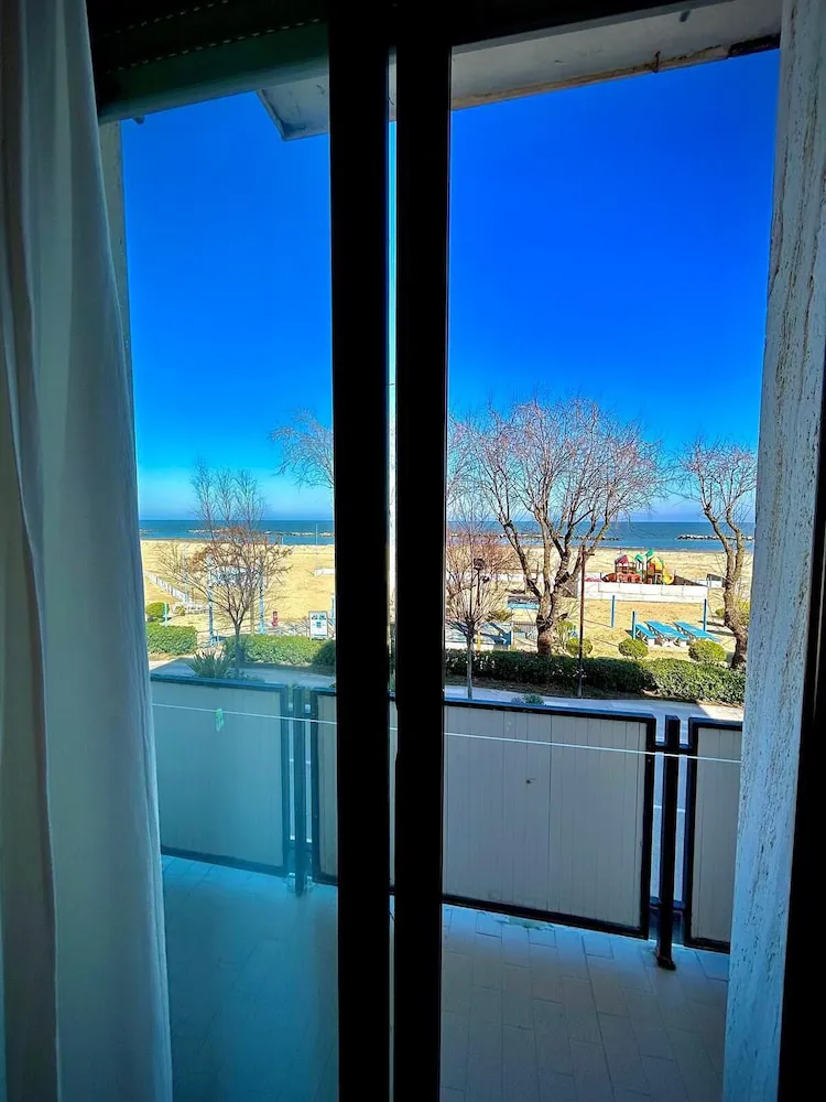 Hotel image 11
