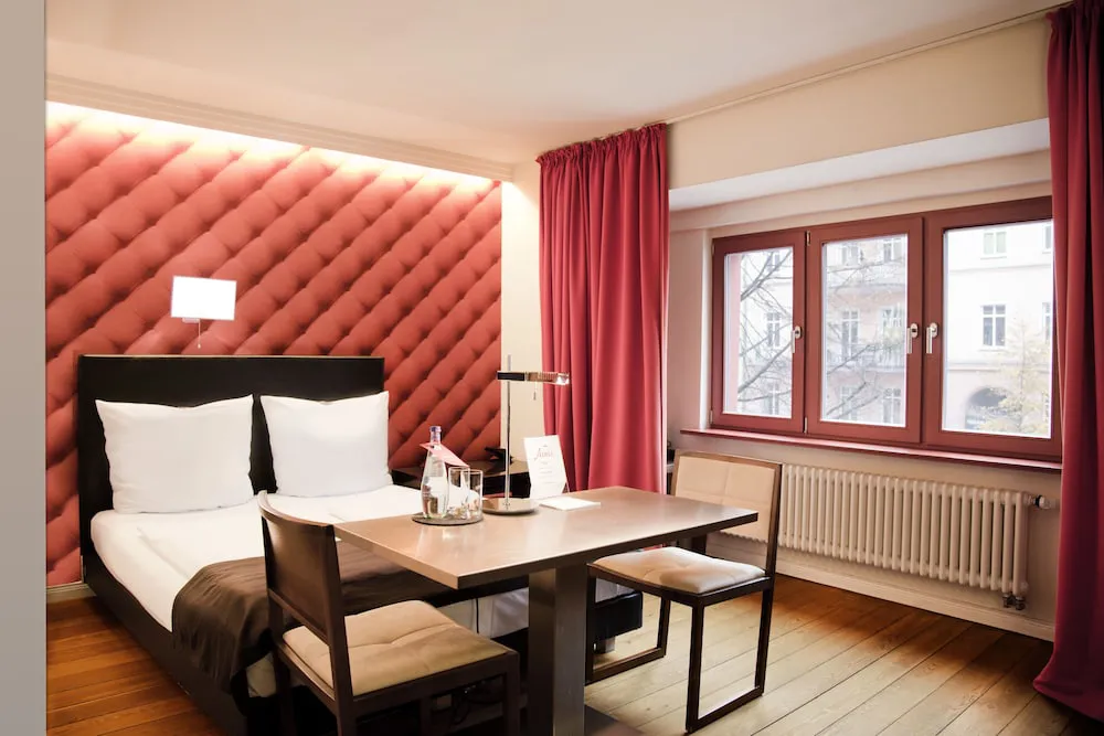 Hotel image 12