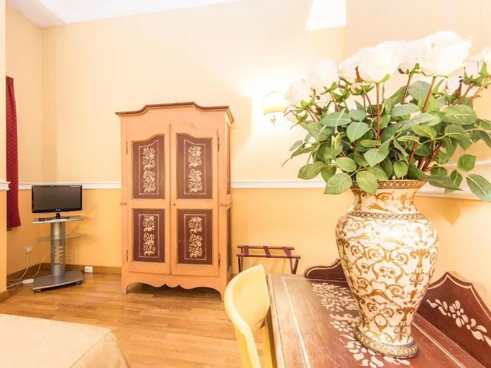 Hotel image 12