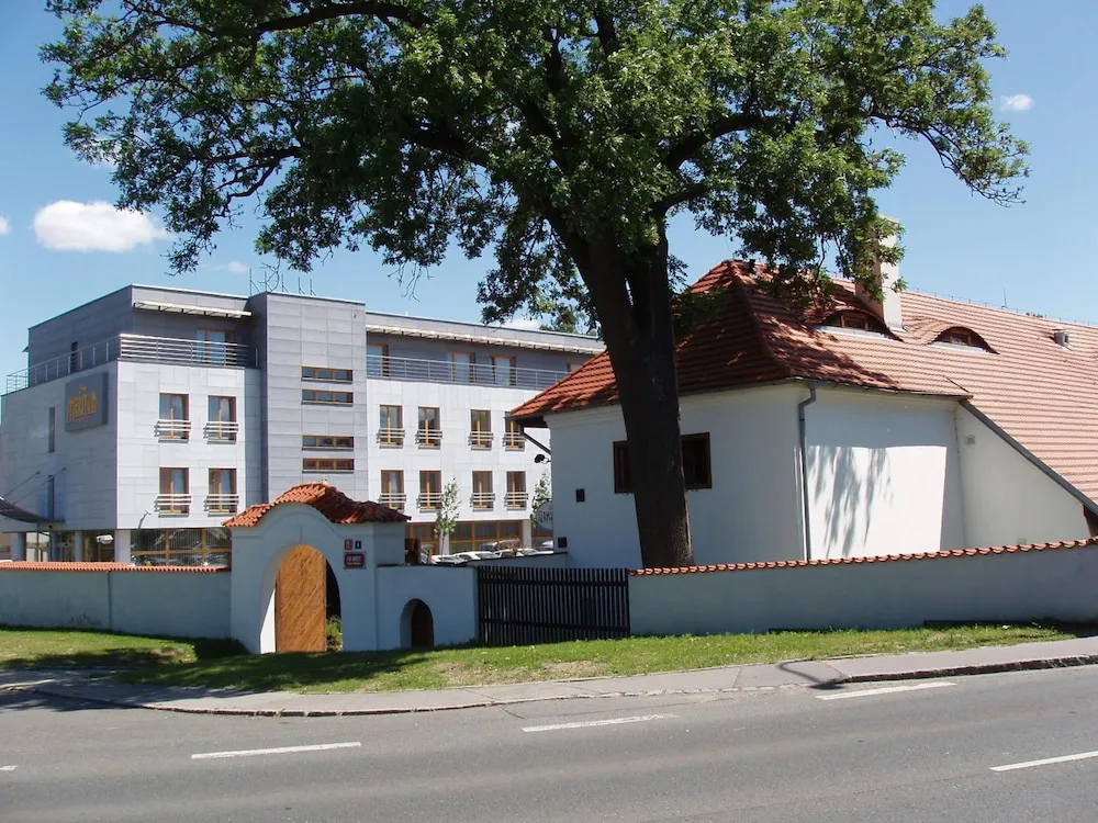 Hotel image 2