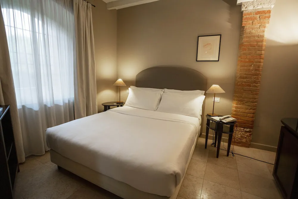 Hotel image 11