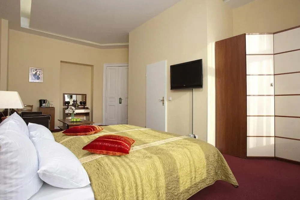 Hotel image 12
