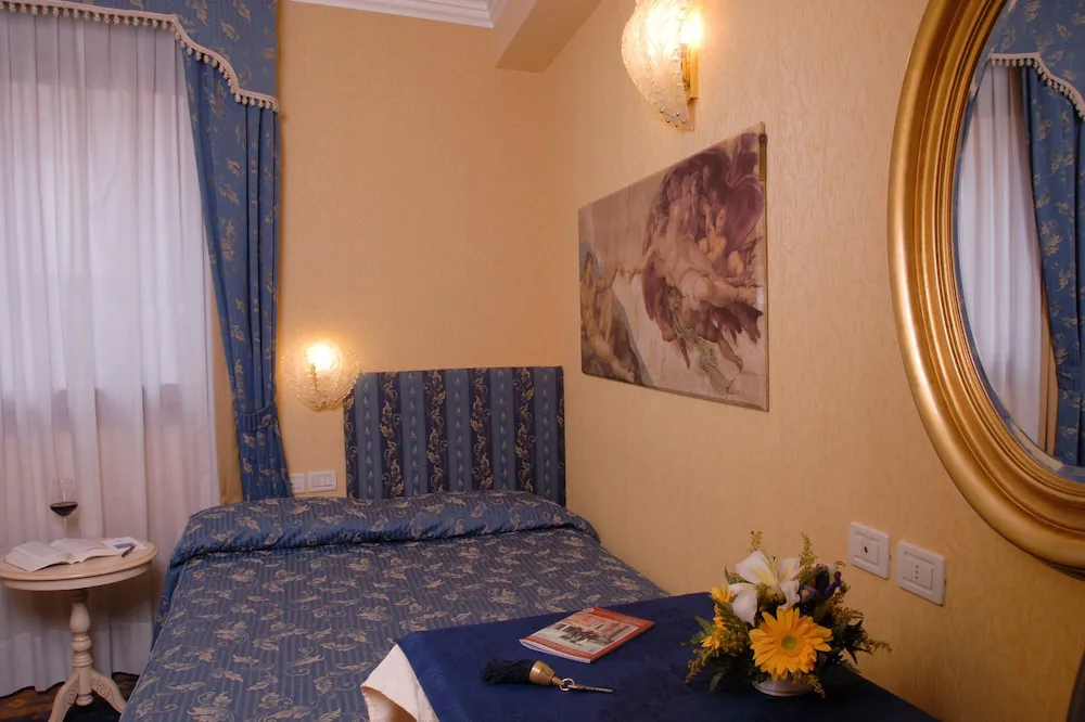 Hotel image 12