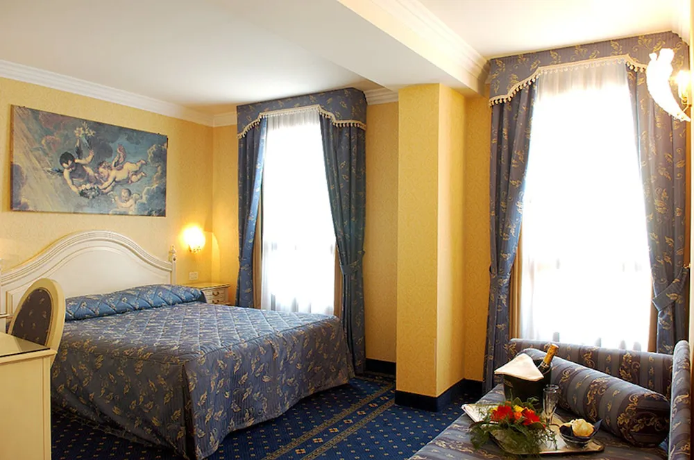 Hotel image 13