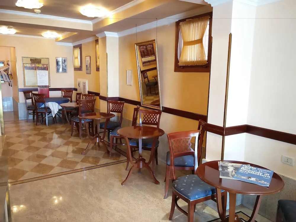 Hotel image 8