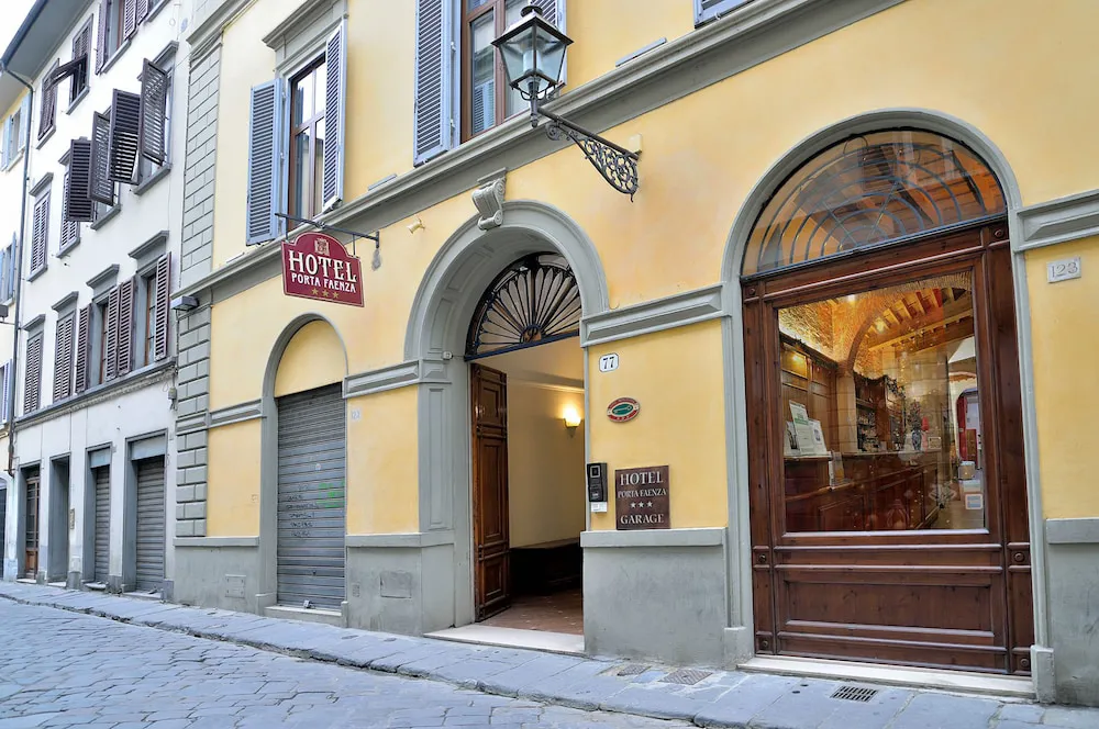 Hotel image 1