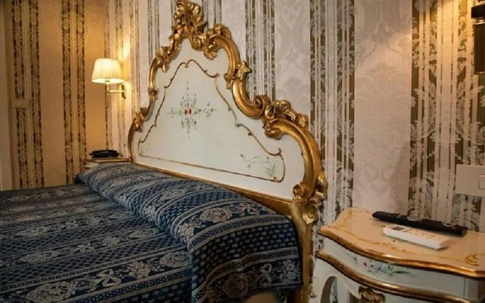 Hotel image 11